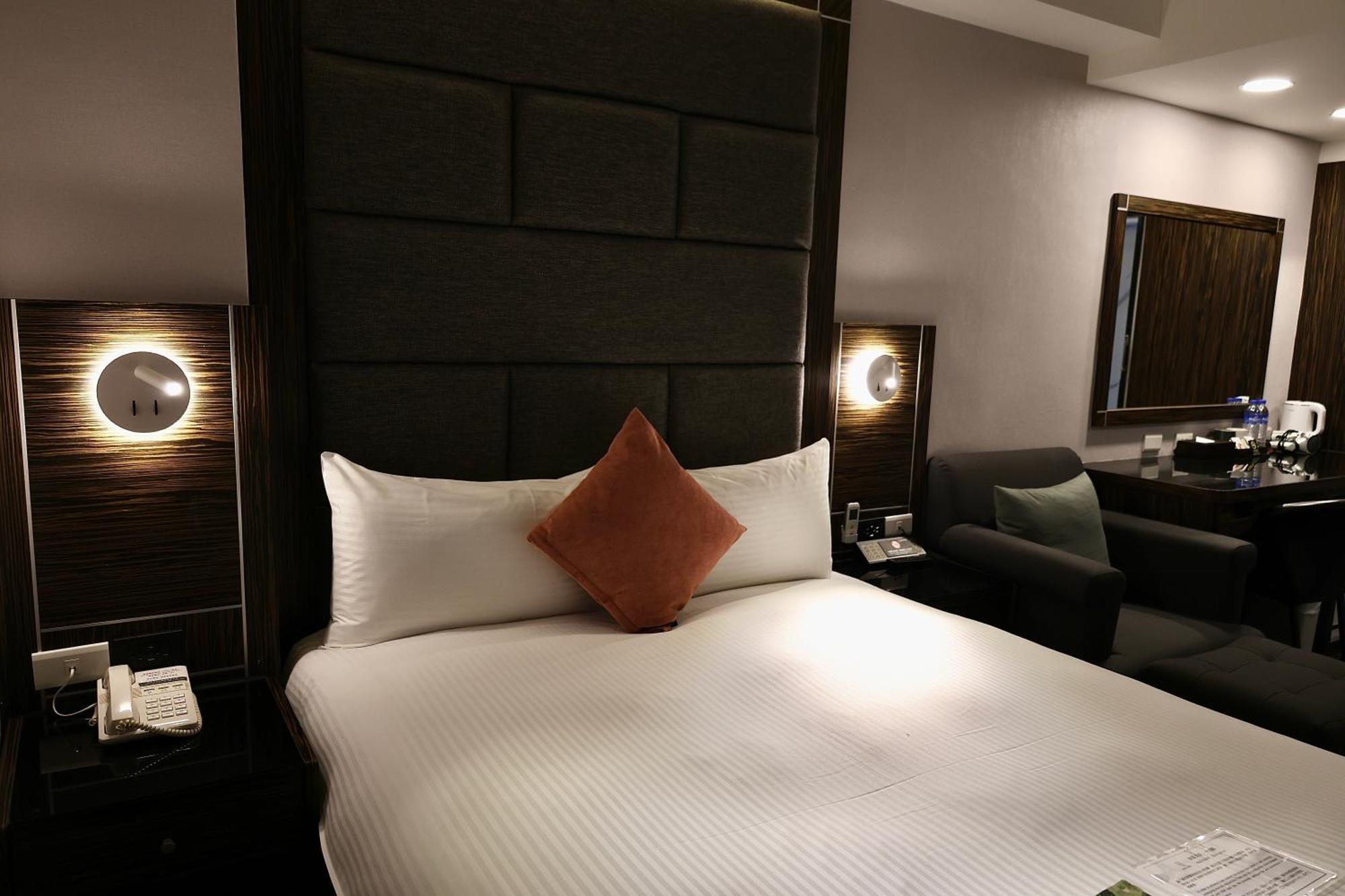 Hub Hotel - Zhongshan Branch Taipei Esterno foto