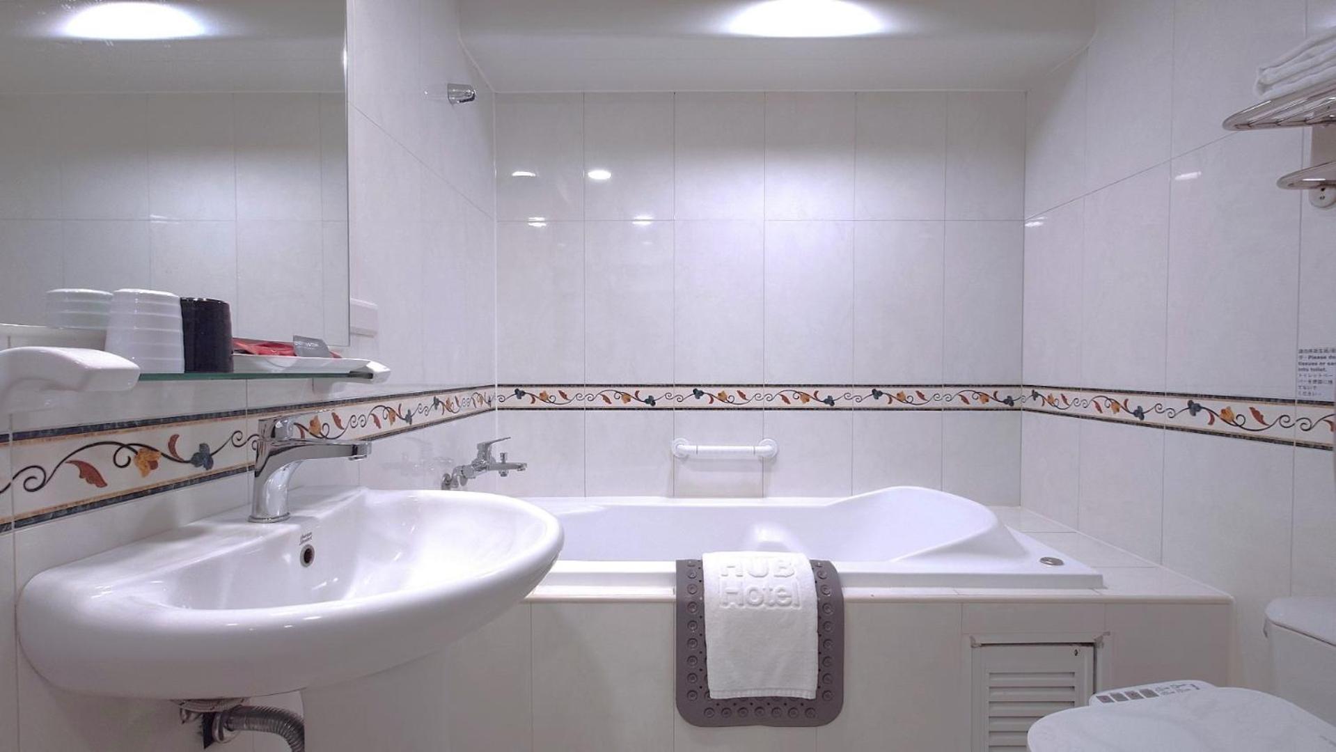 Hub Hotel - Zhongshan Branch Taipei Esterno foto