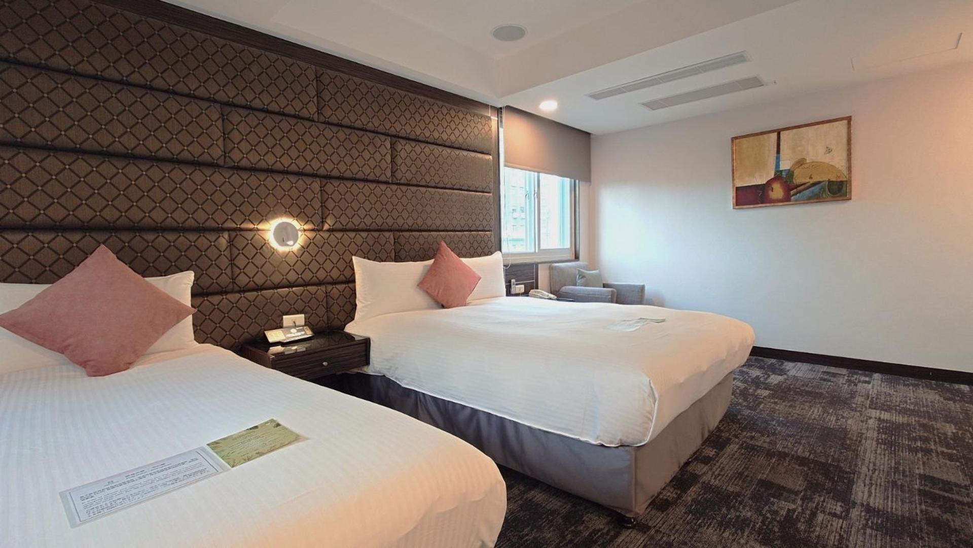 Hub Hotel - Zhongshan Branch Taipei Esterno foto